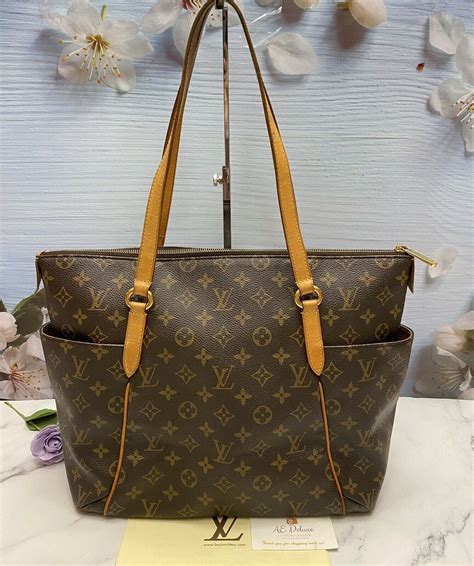 louis vuitton totally mm retail price|louis vuitton neverfull bag mm.